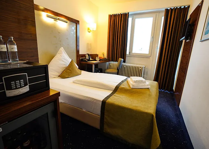 Scala Frankfurt Centre Otel 3*