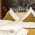 Scala Frankfurt Centre מלון 3*